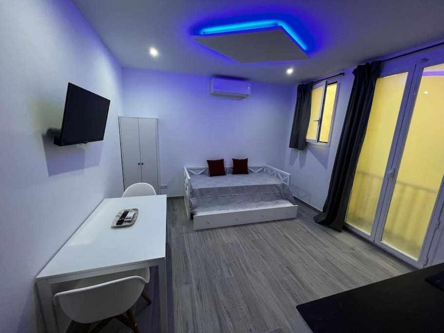 Acogedor Apartamento En Gran Via Madrid Exterior foto