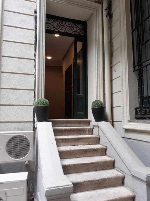 Acogedor Apartamento En Gran Via Madrid Exterior foto